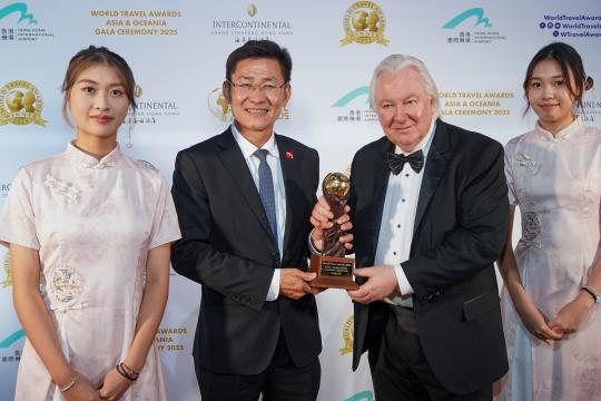 Vietjet wins Asia’s Leading Airline for Customer Experience at World Travel Awards 2025