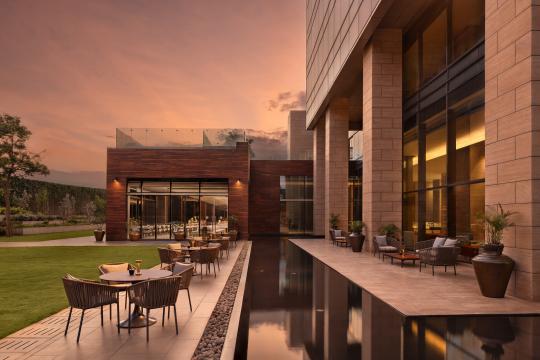 Hilton marks debut of LXR Hotels & Resorts in India with launch of The Den Bengaluru
