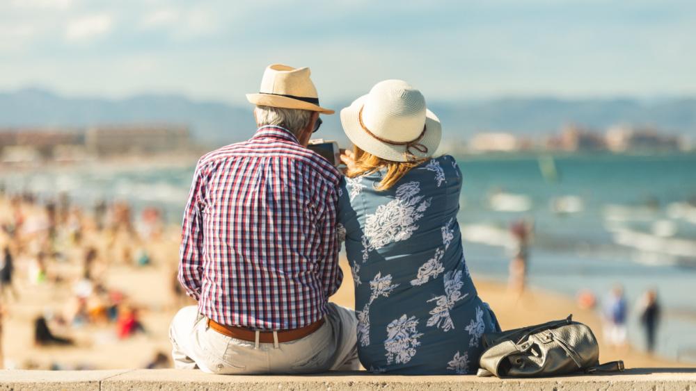 EU records 3.6 times more tourist stays in August than January: Eurostat