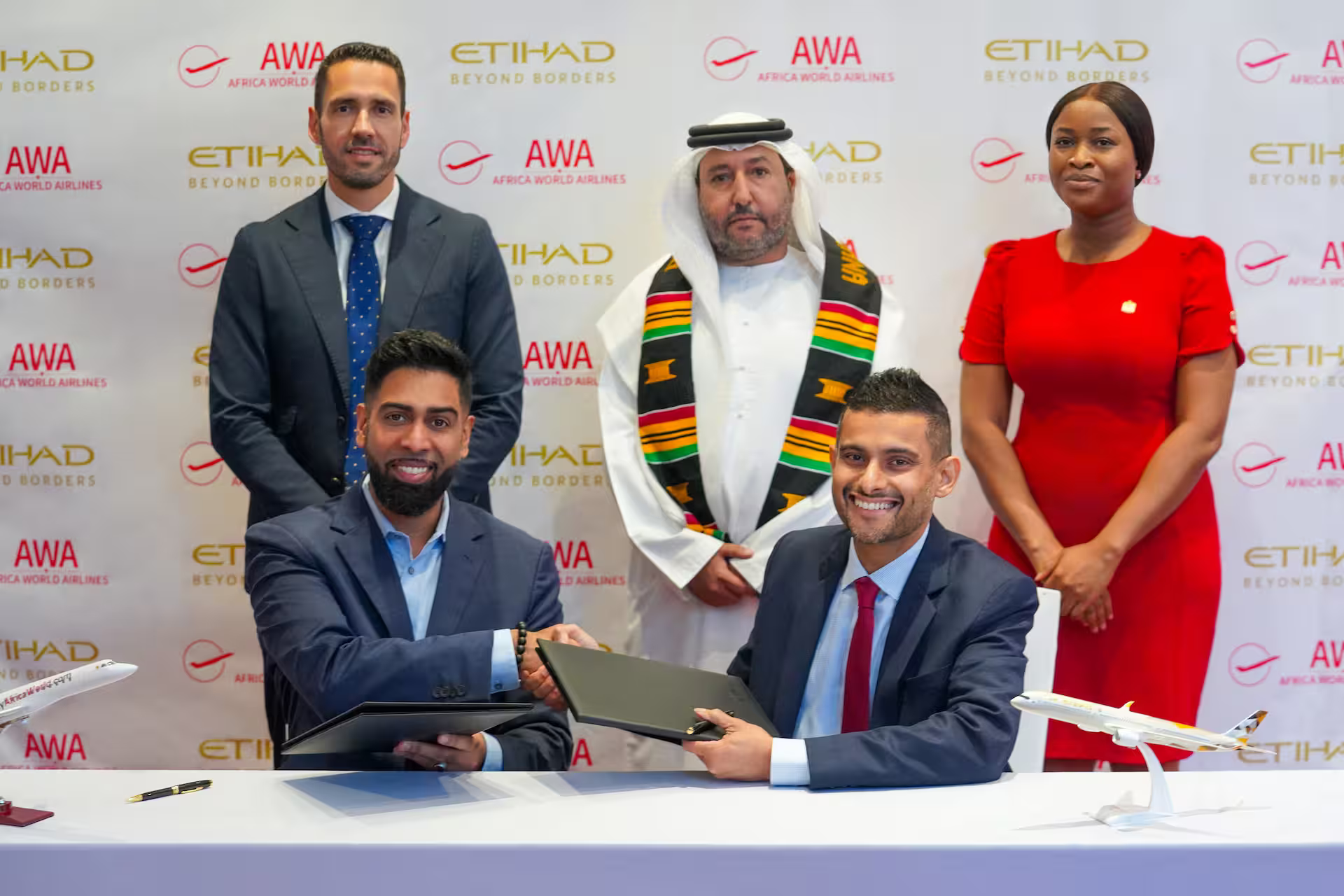 Etihad, Africa World Airlines sign strategic partnership to link UAE & West Africa