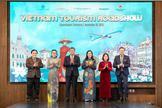 Ho Chi Minh City partners with Vietnam Airlines for direct flights  to Copenhagen
