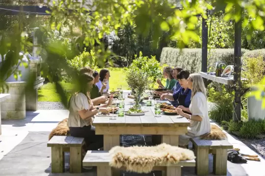 New Zealand targets 3.9 Mn visitor arrivals & USD 14.4 Bn spend by June 2027