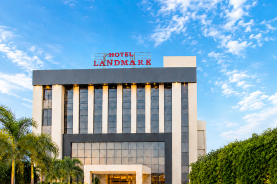 LaRiSa signs Hotel Management Agreement with Landmark