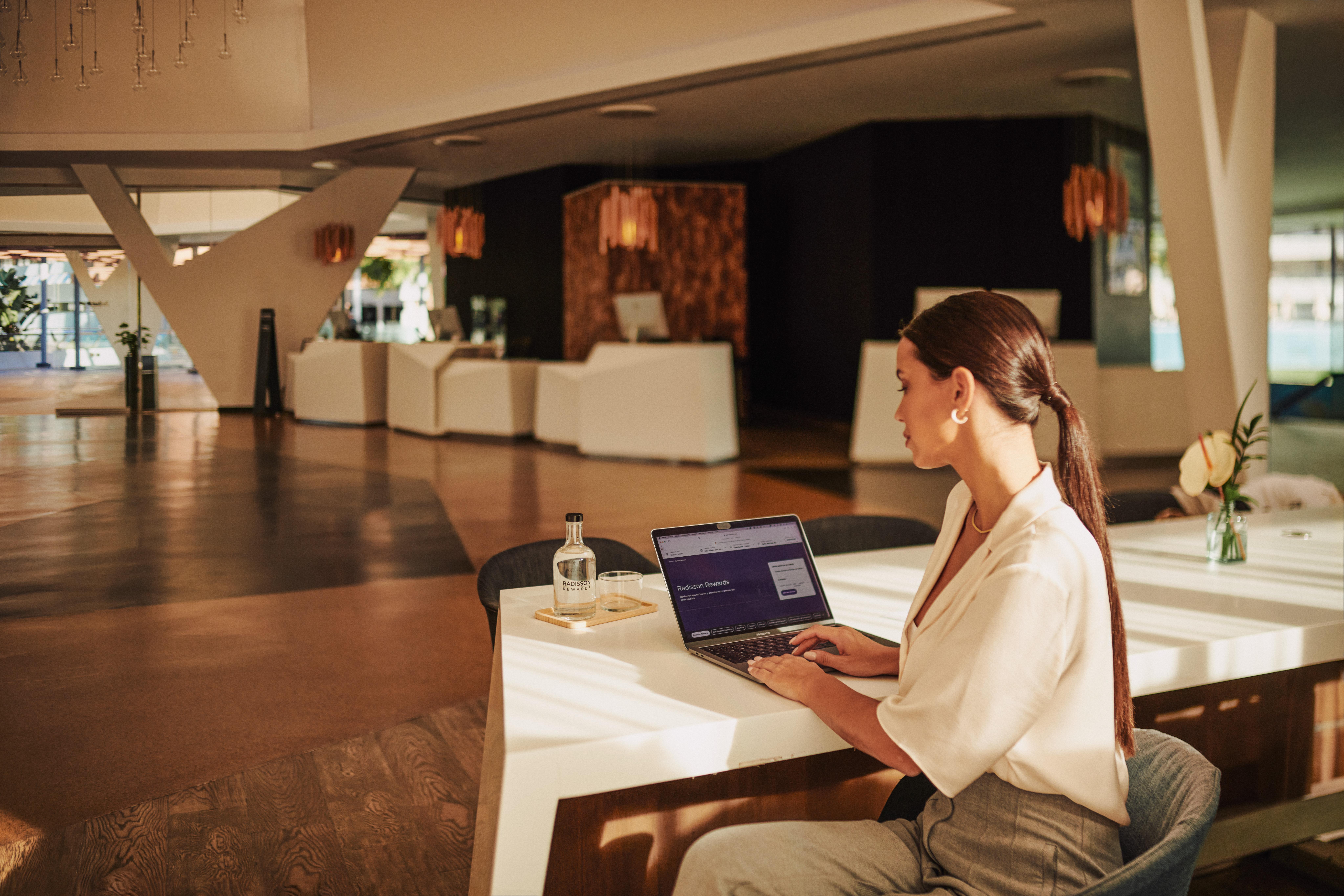 Amex GBT launches ‘Hotel Lobby’ to accelerate hotel sourcing with agentic AI