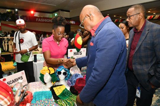 Jamaica records 2.3 mn visitors & USD 2.4 bn in tourism
