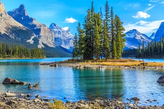 Canada’s travel & tourism sector to reach record levels in 2025: WTTC