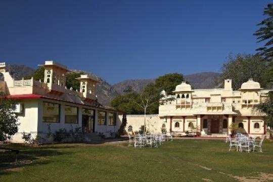 Aamod Resorts adds 7 new locations