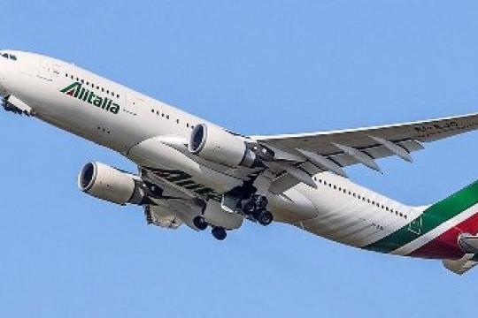 Alitalia re-starts direct service to India