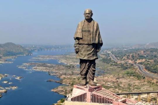 Ministry Organises Webinar on ‘Empowering Local Communities: Gujarat Experience’