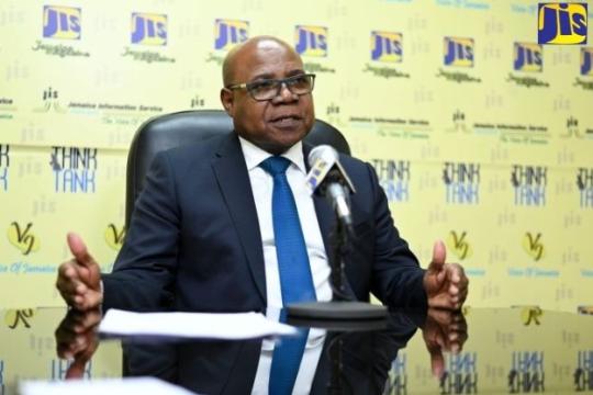 Jamaica Eyes US$5 bn Tourism Earnings in 2023: Edmund Bartlett
