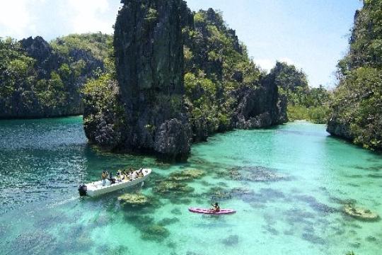Philippines Tourism signs deal with SIA