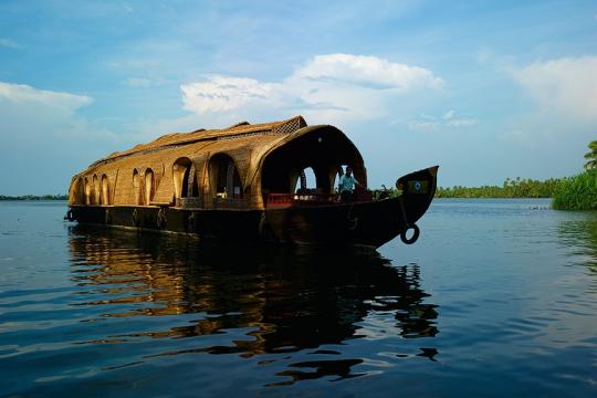 Kerala Tourism receives ‘Best Destination for Families’ award