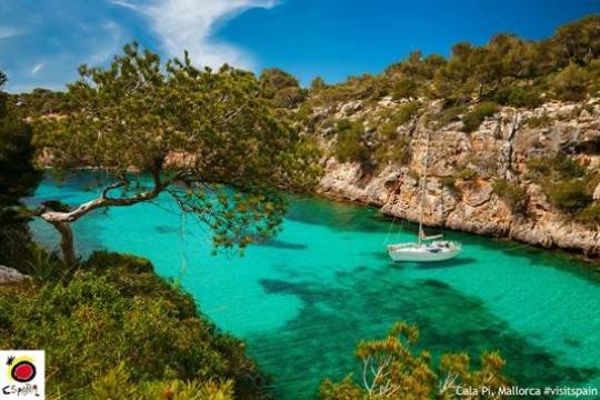 Spain welcomes 100,000 Indian arrivals in 2016