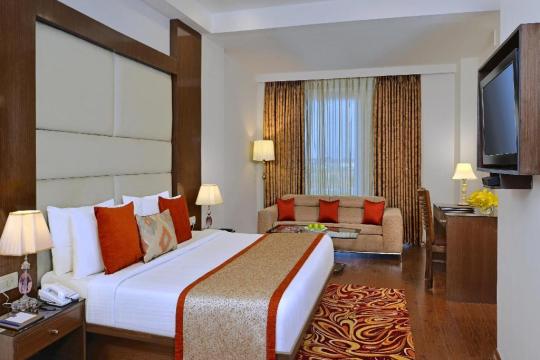 Coronavirus derails hospitality growth