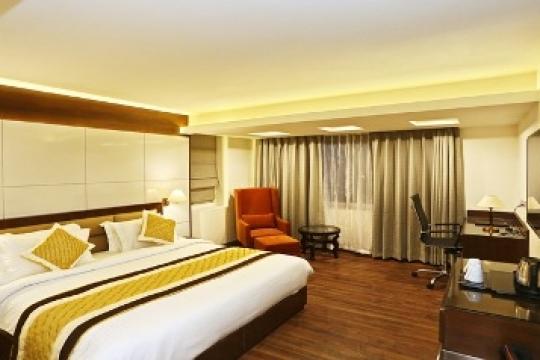 Royal Orchid opens “Regenta Central Point” in Srinagar