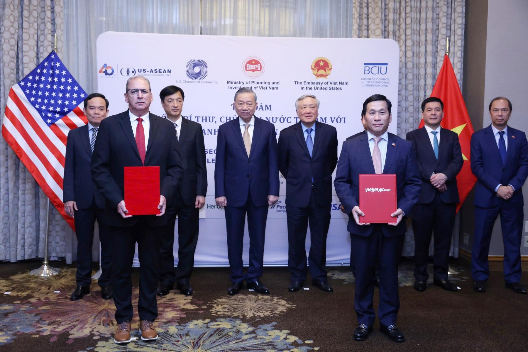Vietjet partners with Honeywell for avionics & sustainability solutions